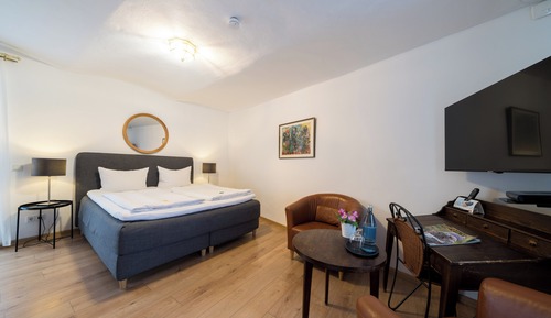 Classic Double Room