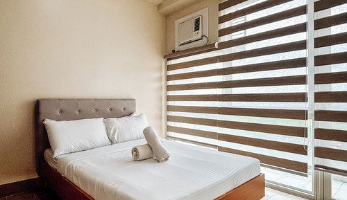 Condo, 2 Bedrooms, Balcony