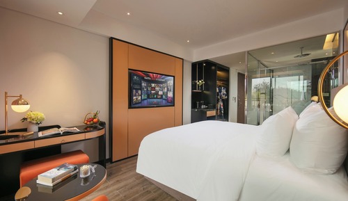 Junior Double Room, City View