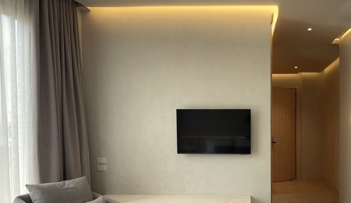 Standard Suite, 1 King Bed, Balcony