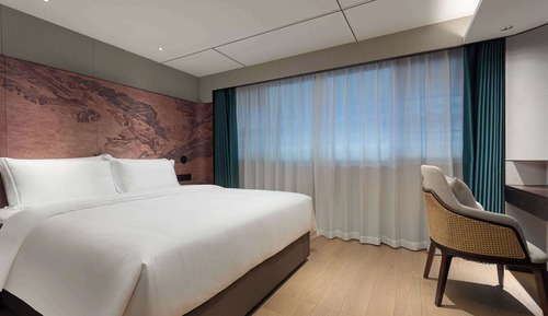 Superior Room, 1 King Bed, Non Smoking