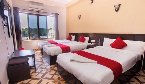 Deluxe Triple Room