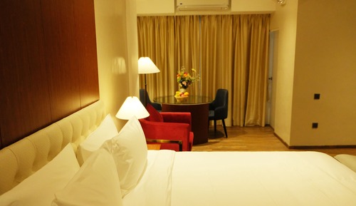 Junior Suite, Non Smoking, Private Bathroom