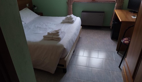 Classic Single Room