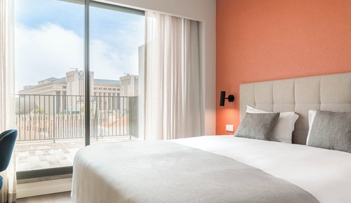 One-Bedroom Apartment, Private Terrace
