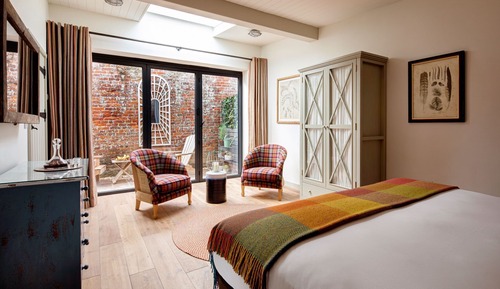 Junior Double Room