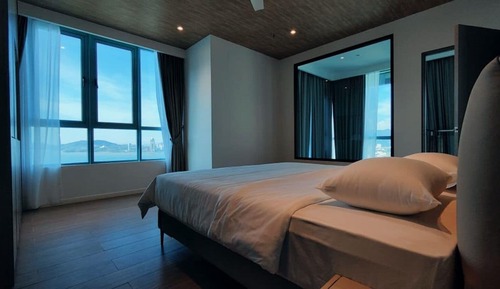 Comfort Duplex, 2 Bedrooms, Sea View, Corner