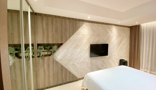 Family Room, 1 King Bed