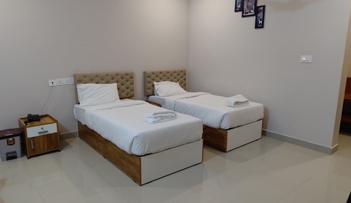 Deluxe Double or Twin Room, Hill View