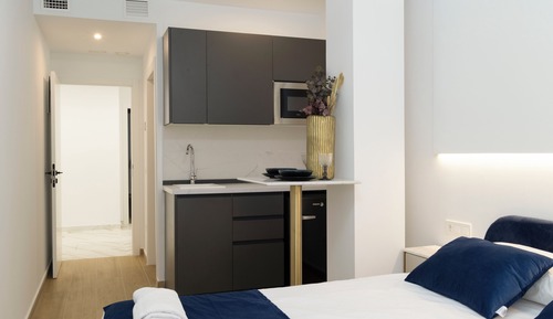 Double Room, Microwave, City View