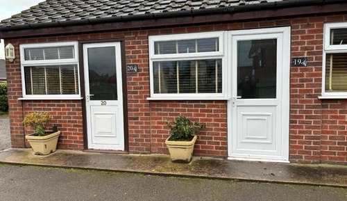 Chalet bungalow with en-suite bathroom