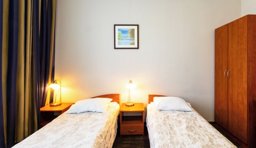 Standard Twin Room