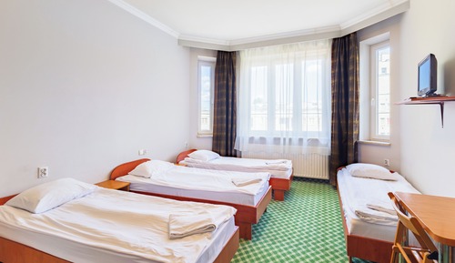 Economy Studio, Multiple Beds