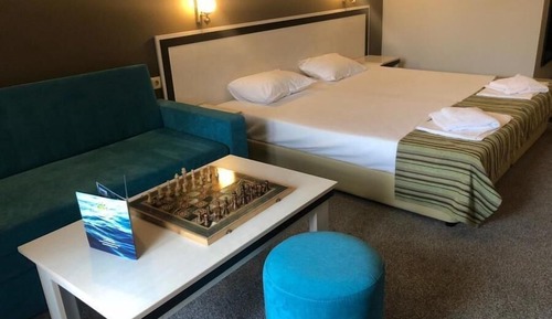 Standard Double or Twin Room, Balcony, Garden View