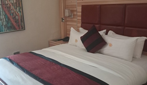 Classic Single Room, City View