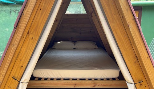 Comfort Bungalow, Courtyard View