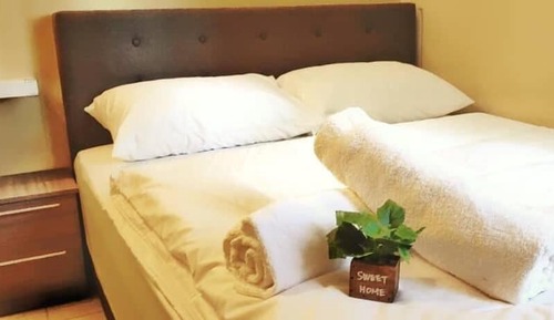 Premium Suite, 3 Bedrooms, Pool View