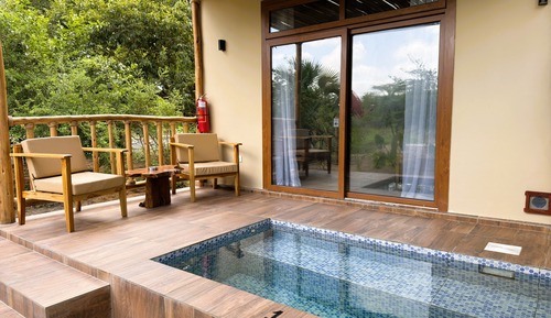 Family Bungalow, Garden View