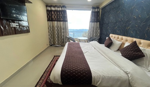 Superior Single Room, Mountain View