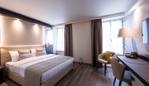 Standard Double Room, City View