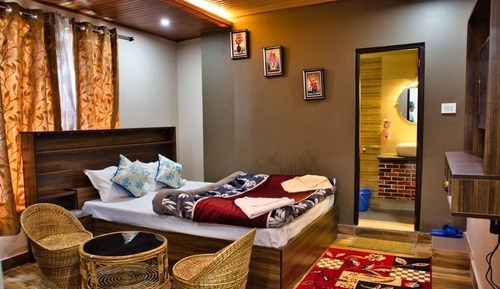 Deluxe Double Room, Balcony, Mountain View