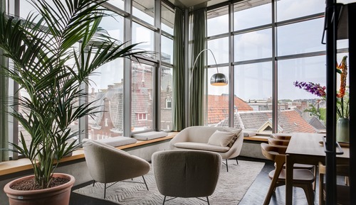 Superior Suite, City View