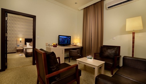 Deluxe Suite