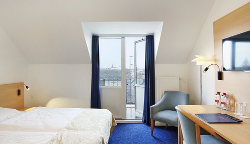 Double Room, Balcony, City View