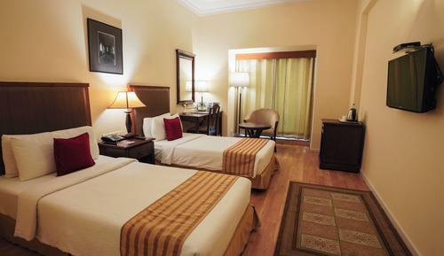 Executive Park View Room