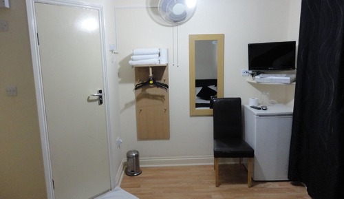 Basic Twin Room