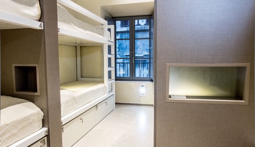Deluxe Shared Dormitory, Ensuite