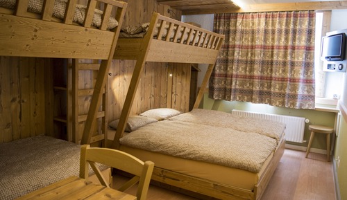 Family Room (5 persons)
