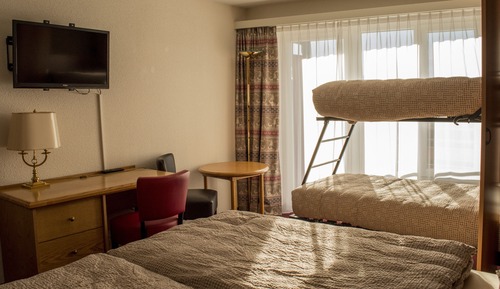 Family Room (4 persons)