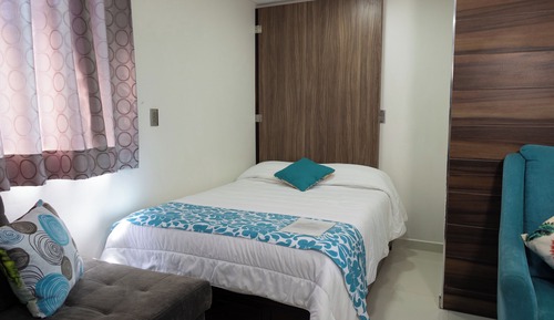 Suite, Balcony