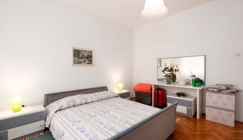 Apartment (One Bedroom Apartment with Sea View)