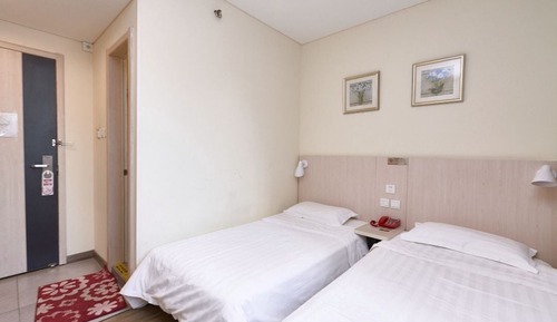 Economy Twin Room