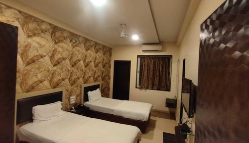 Deluxe Room, Balcony