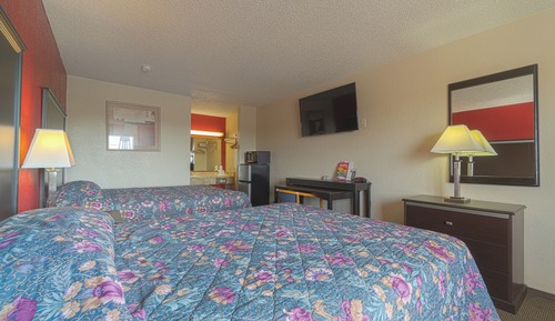 Room, 2 Queen Beds, Non Smoking