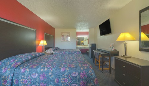 Standard Room, 2 Queen Beds, Smoking