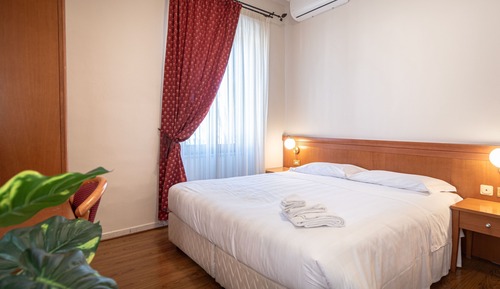 Classic Single Room