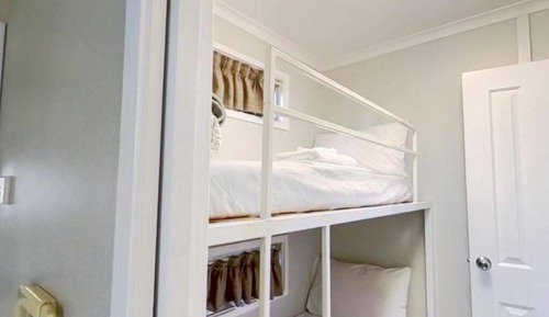 Standard 1 Bedroom Cabin