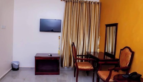 Deluxe Room, Balcony, City View