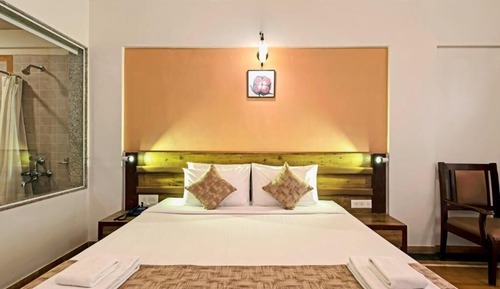 Deluxe Double Room, Pool View
