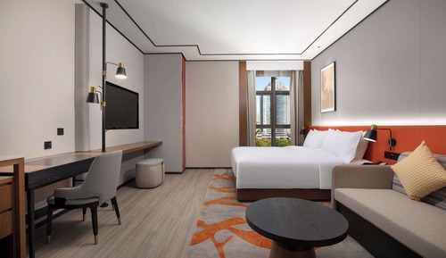 Suite, Multiple Beds
