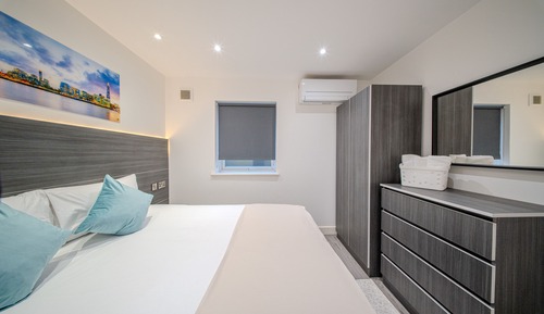 Luxury Apartment, Private Bathroom (One Bedroom)