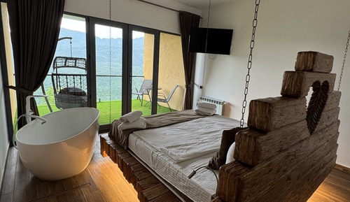 Luxury Double Room, Balcony, Mountain View