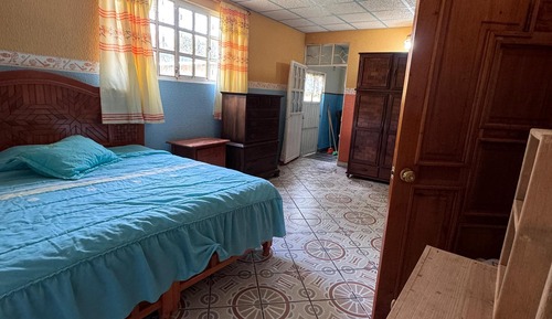 Comfort Room, Patio