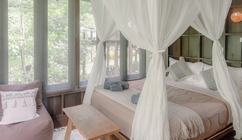 Earth Lodge