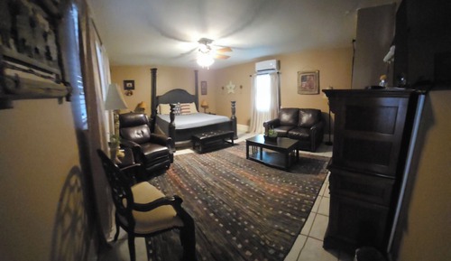 Luxury Single Room, 1 King Bed