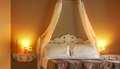 Standard Double Room, 1 Queen Bed, Garden View